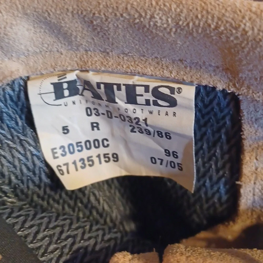 Bates combat boots men's size 5 new army boots